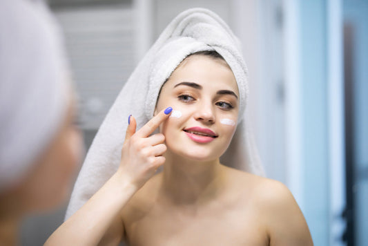 Cleansing Oil Vs. Cleansing Milk for Face: Which One Is Better?