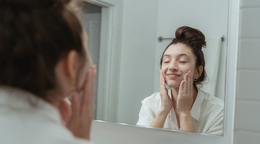 How to Use Cleanser and Face Wash